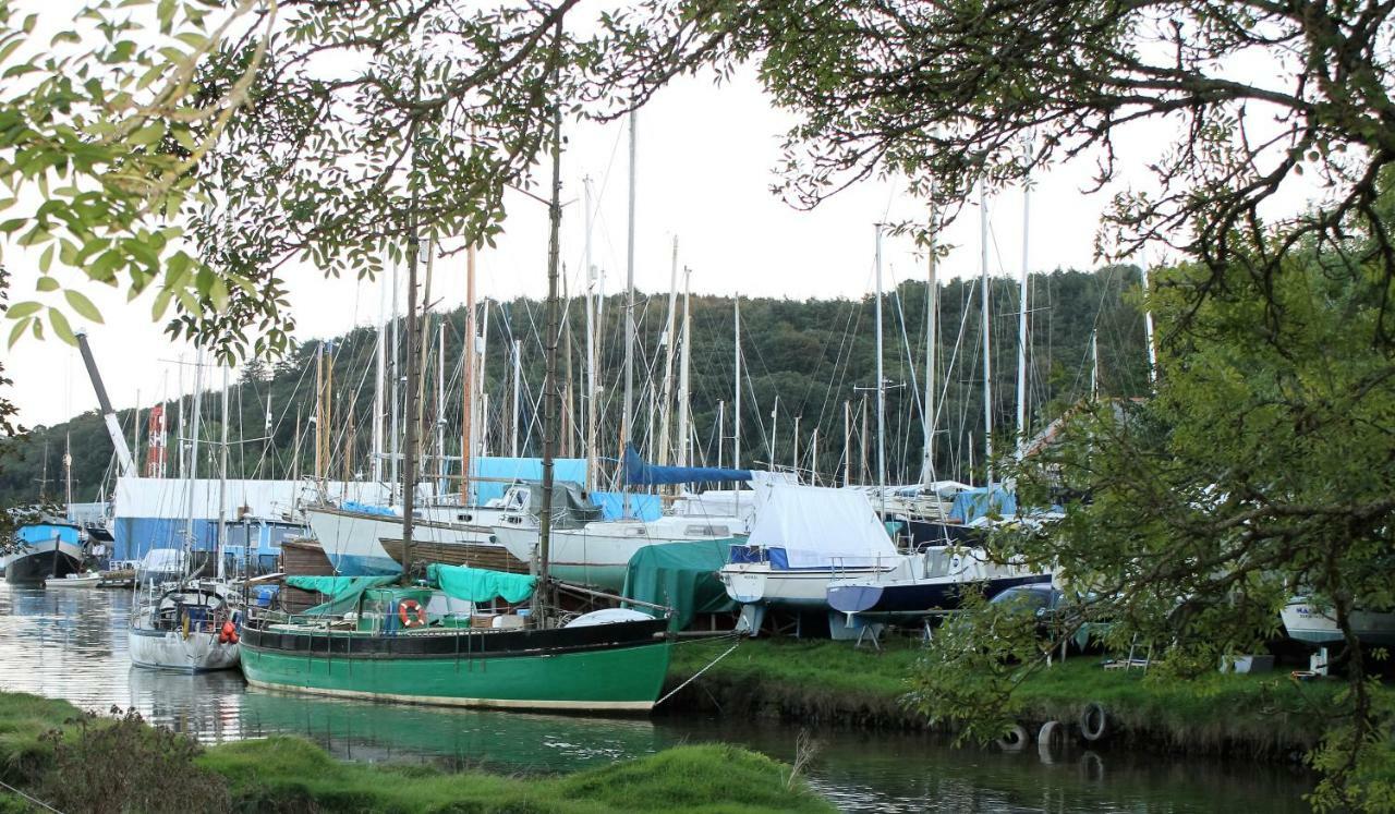 The Old Boathouse Villa Gweek Bagian luar foto