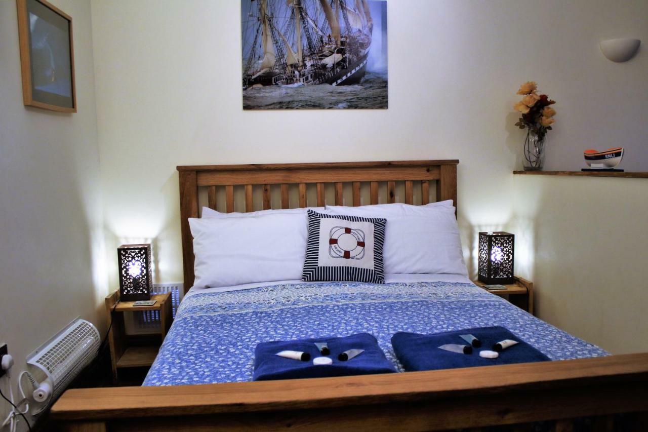 The Old Boathouse Villa Gweek Bagian luar foto